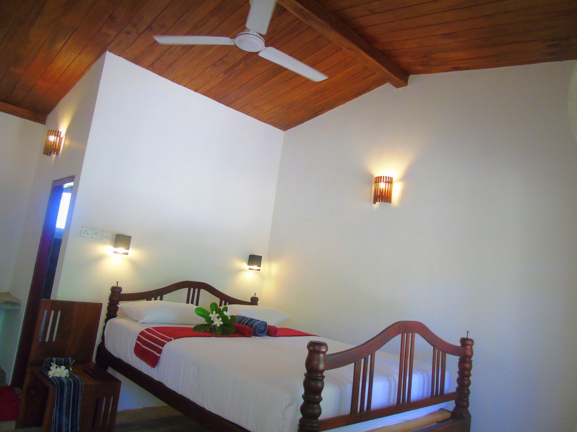 Talalla Coconut Hotel Exterior photo